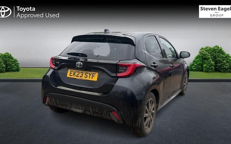 Used Toyota Yaris Hybrid Design 116 HP (85 kW) 2026 Hatchback