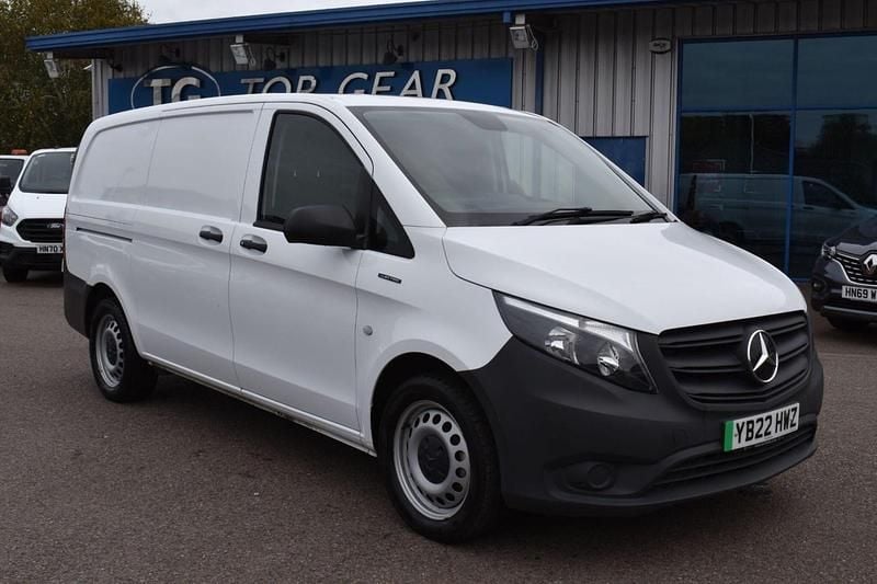 White Used 2022 Mercedes e-Vito Progressive MPV | £11,850 - Image 1/4