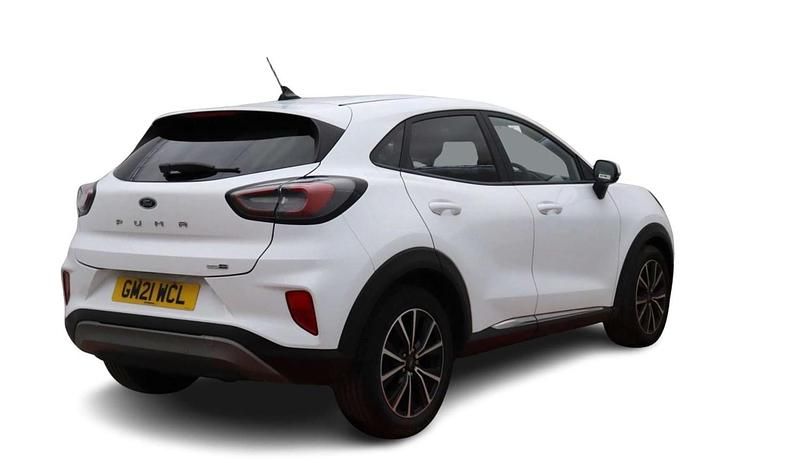 Used Ford Puma Titanium 125 HP (91 kW) 2021 White SUV