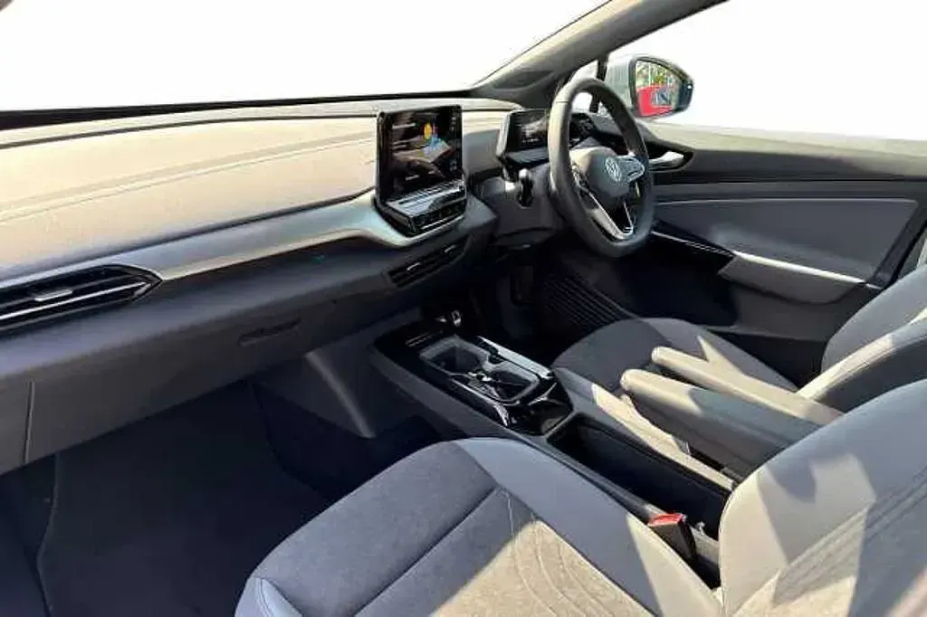 Ny VW ID.4 Pure 108 kW (148 HK) 2025 Silver SUV