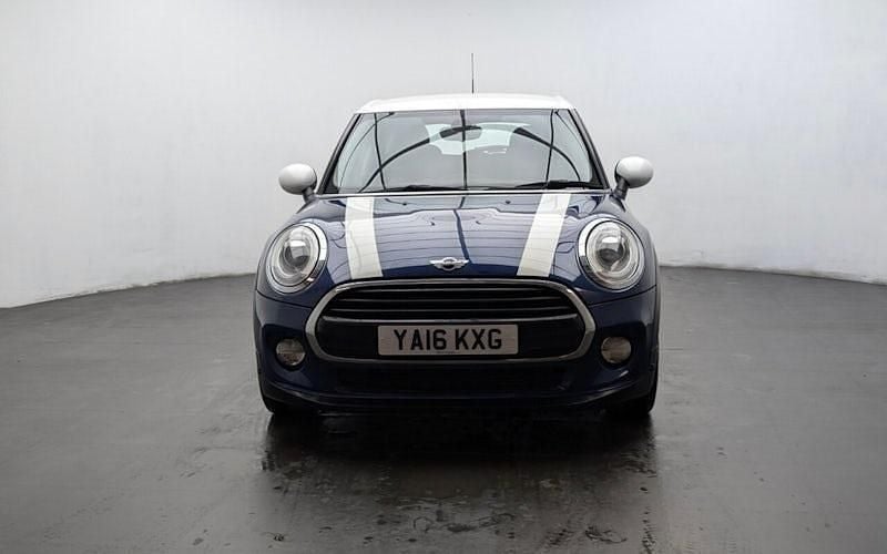 Used Mini Cooper Hatch 136 HP (100 kW) 2016 Blue Hatchback