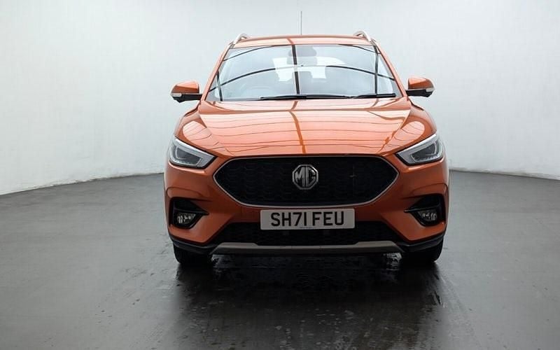 Used MG ZS Exclusive 106 HP (77 kW) 2024 Hatchback
