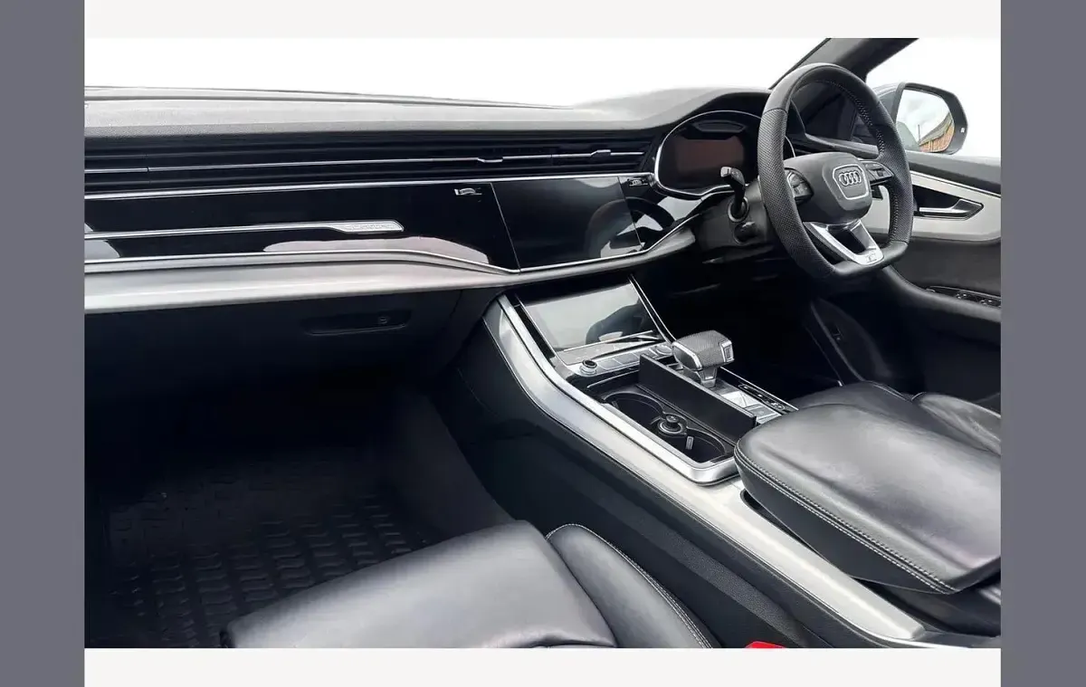 Used Audi Q8 S-Line 286 HP (210 kW) 2020 Grey SUV