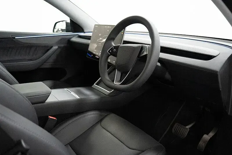 Used Tesla Model Y Long Range AWD 378 kW (514 HP) 2025 Grey SUV