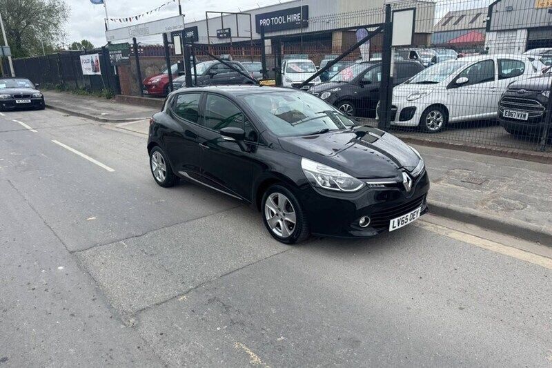 Used 2015 Renault Clio IV Dynamique Hatchback | £5,695 (Fair price) - Image 1/1