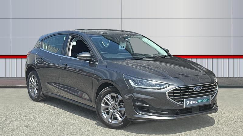 Used 2023 Ford Focus Titanium Hatchback | £15,300 (Good price) - Image 1/3