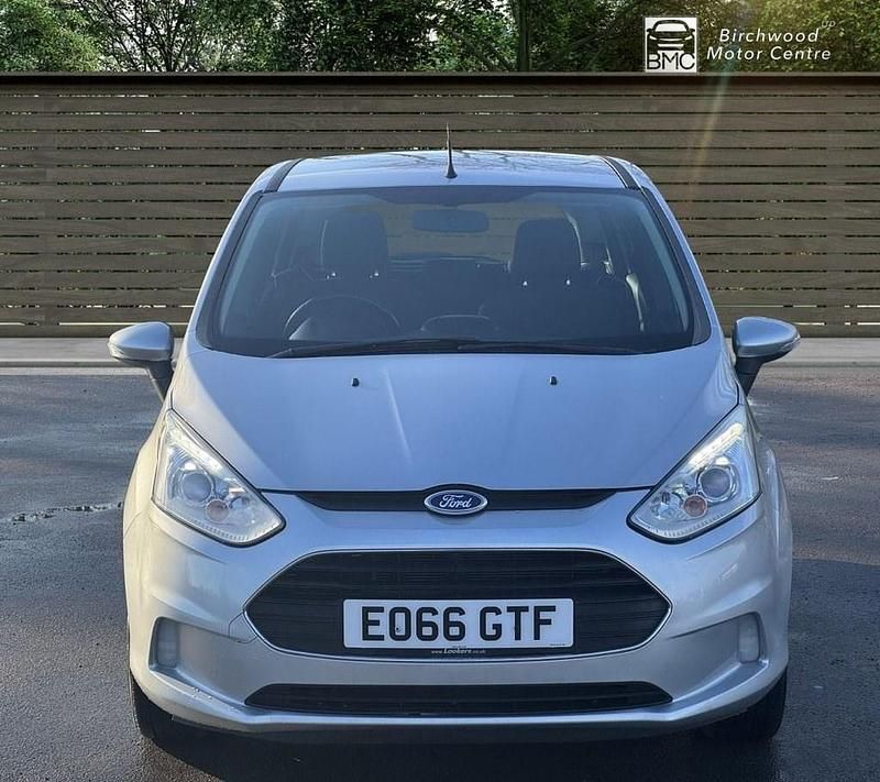Used Ford B-MAX Zetec 105 HP (77 kW) 2016 Silver MPV