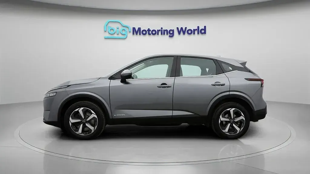 Gebraucht Nissan Qashqai Acenta Premium 190 PS (139 kW) 2023 Grau SUV