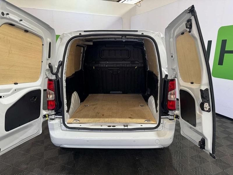 Used Peugeot Partner 2024 White MPV