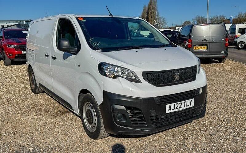 Used Peugeot Expert Premium 102 HP (75 kW) 2022 White Van