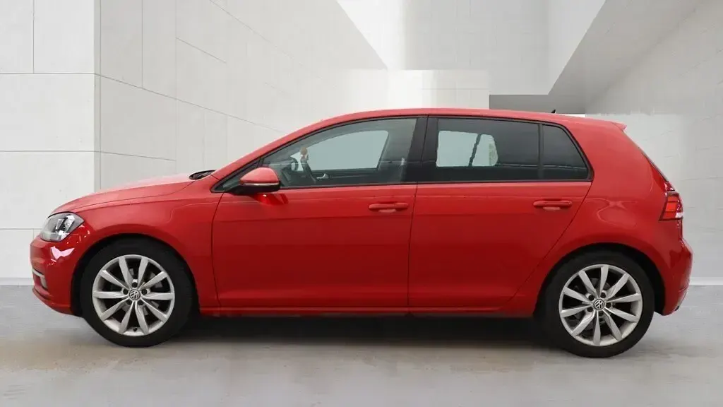 Used VW Golf VII GT 150 HP (110 kW) 2018 Red Hatchback