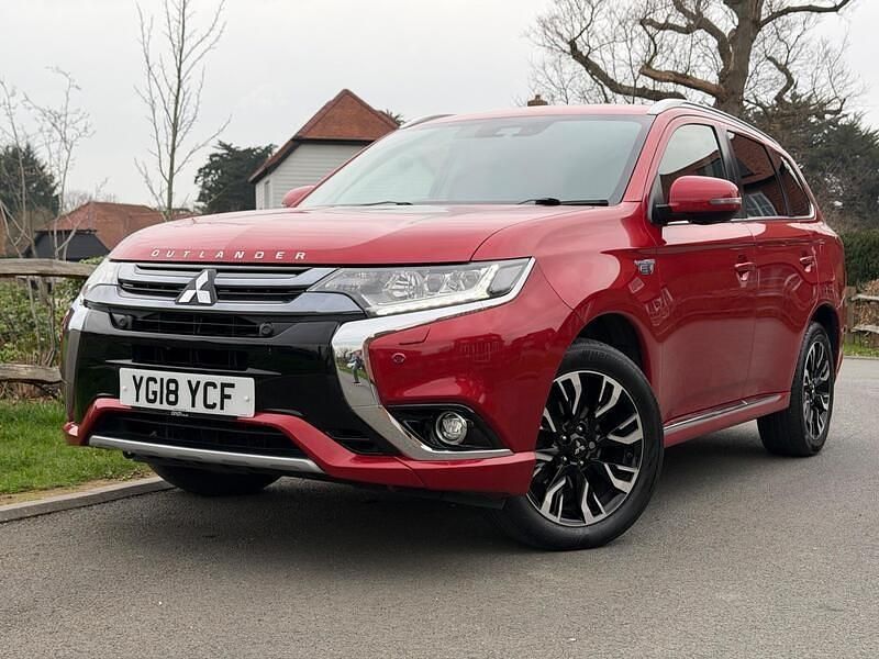 Used Mitsubishi Outlander P-HEV 2018 Red Estate