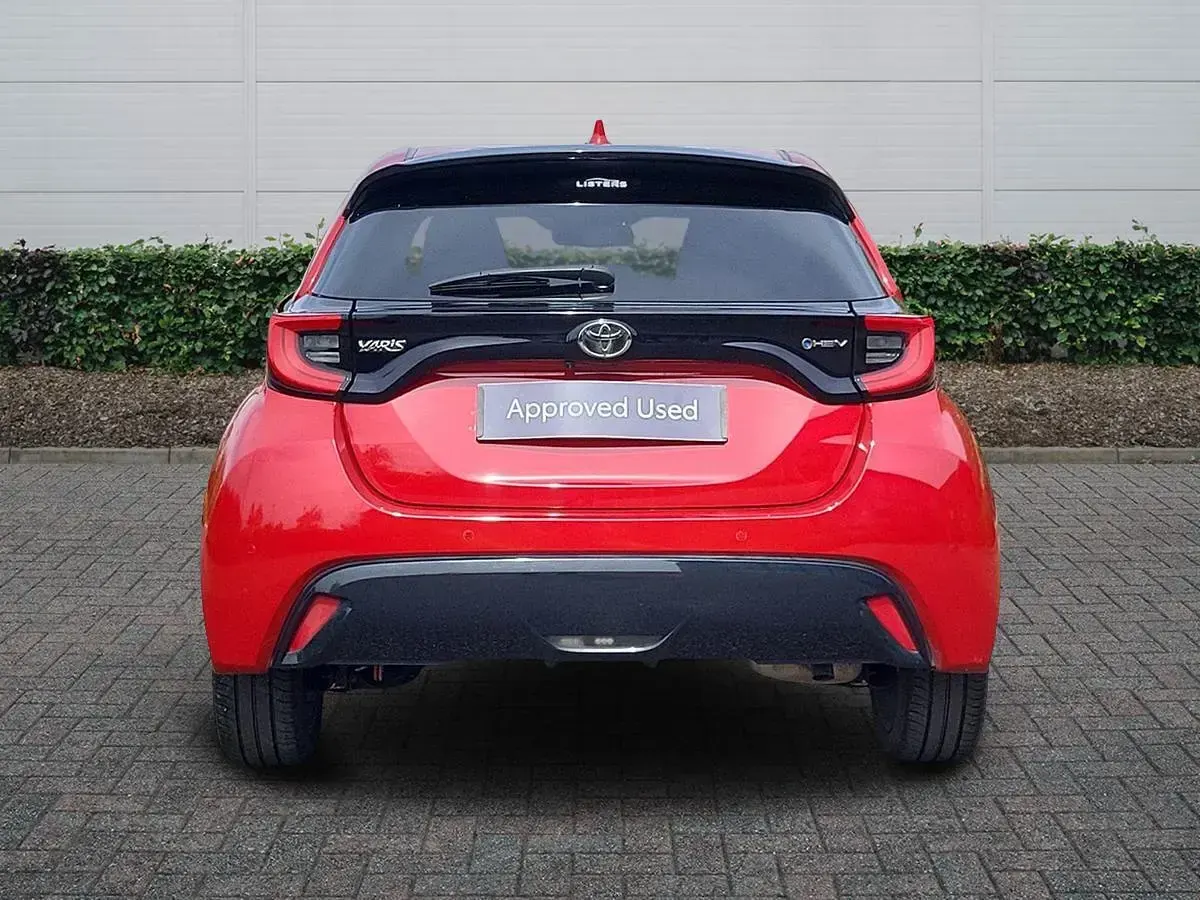 Used Toyota Yaris 116 HP (85 kW) 2024 Red Hatchback