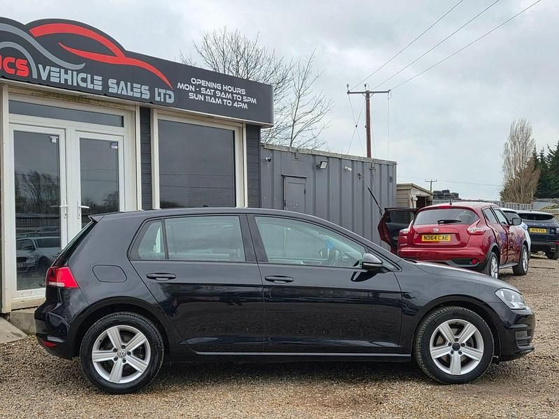 Used VW Golf VII Match 125 HP (91 kW) 2016 Black Hatchback