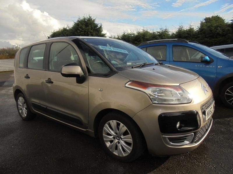 Beige Used 2012 Citroën C3 Picasso VTR Sport MPV | £2,995 (Fair price) - Image 1/1