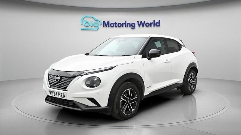 Used Nissan Juke N-Connecta 143 HP (105 kW) 2024 White SUV