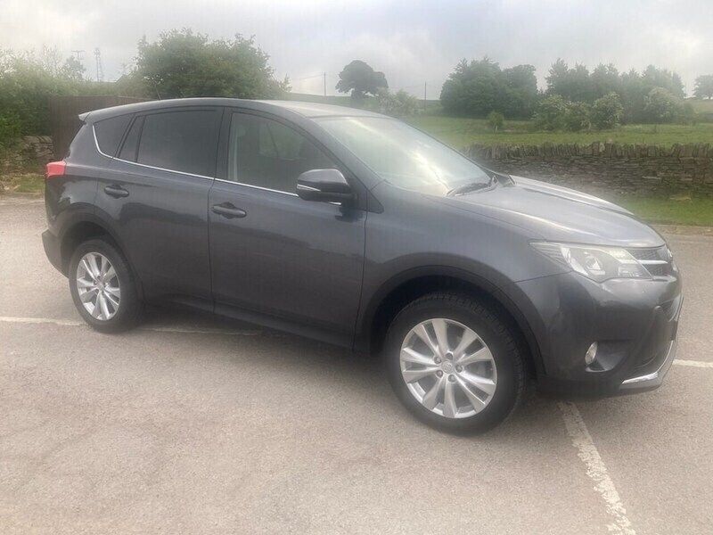 Grey Used 2013 Toyota RAV4 SUV | £6,995 (Fair price) - Image 1/4