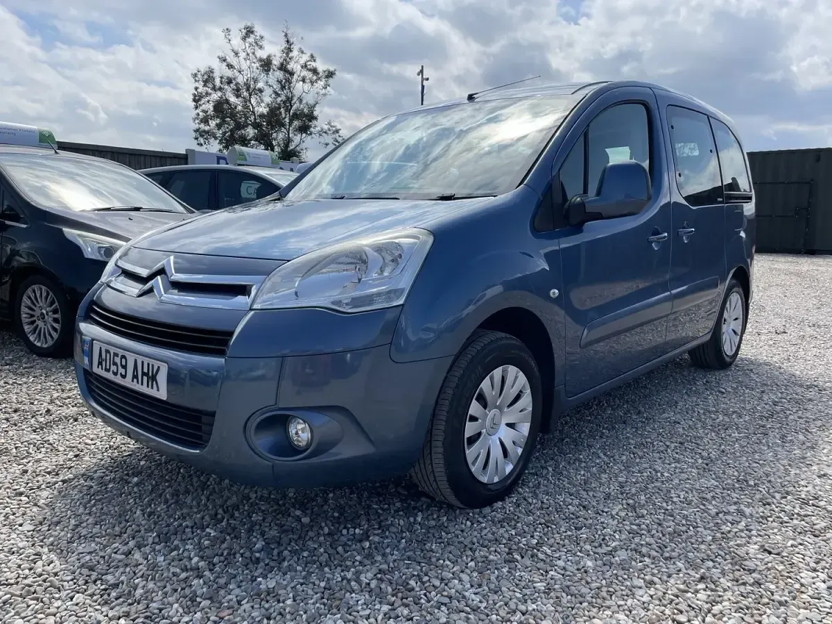 Used Citroën Berlingo VTR Sport 90 HP (66 kW) 2010 Blue MPV