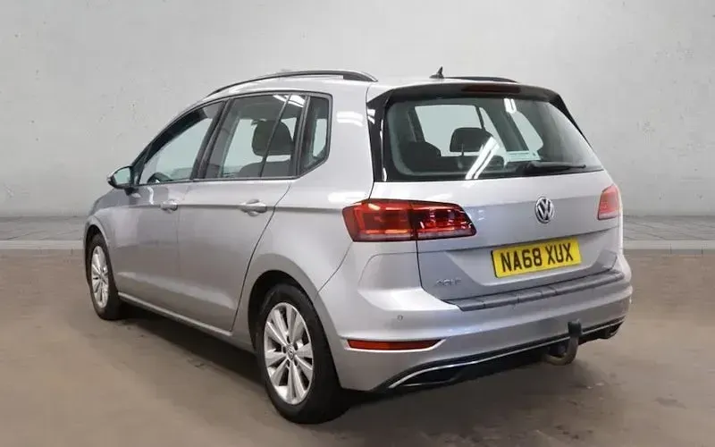Used VW Golf VII SE 150 HP (110 kW) 2019 Hatchback