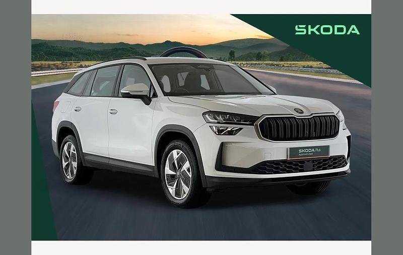 White Used 2025 Skoda Kodiaq SE SUV | £28,250 (Super price) - Image 1/3