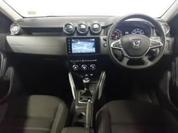 Used Dacia Duster Prestige 100 HP (73 kW) 2023 White SUV