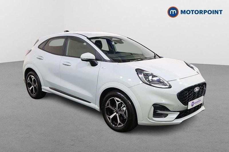 Grey Used 2025 Ford Puma Gen-E ST-Line Hatchback | £20,949 (Fair price) - Image 1/4