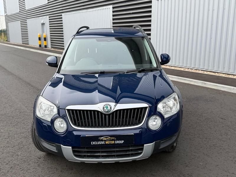 Used Skoda Yeti SE 105 HP (77 kW) 2011 Blue SUV