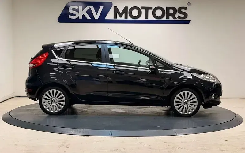 Used Ford Fiesta Titanium 97 HP (71 kW) 2009 Black Hatchback