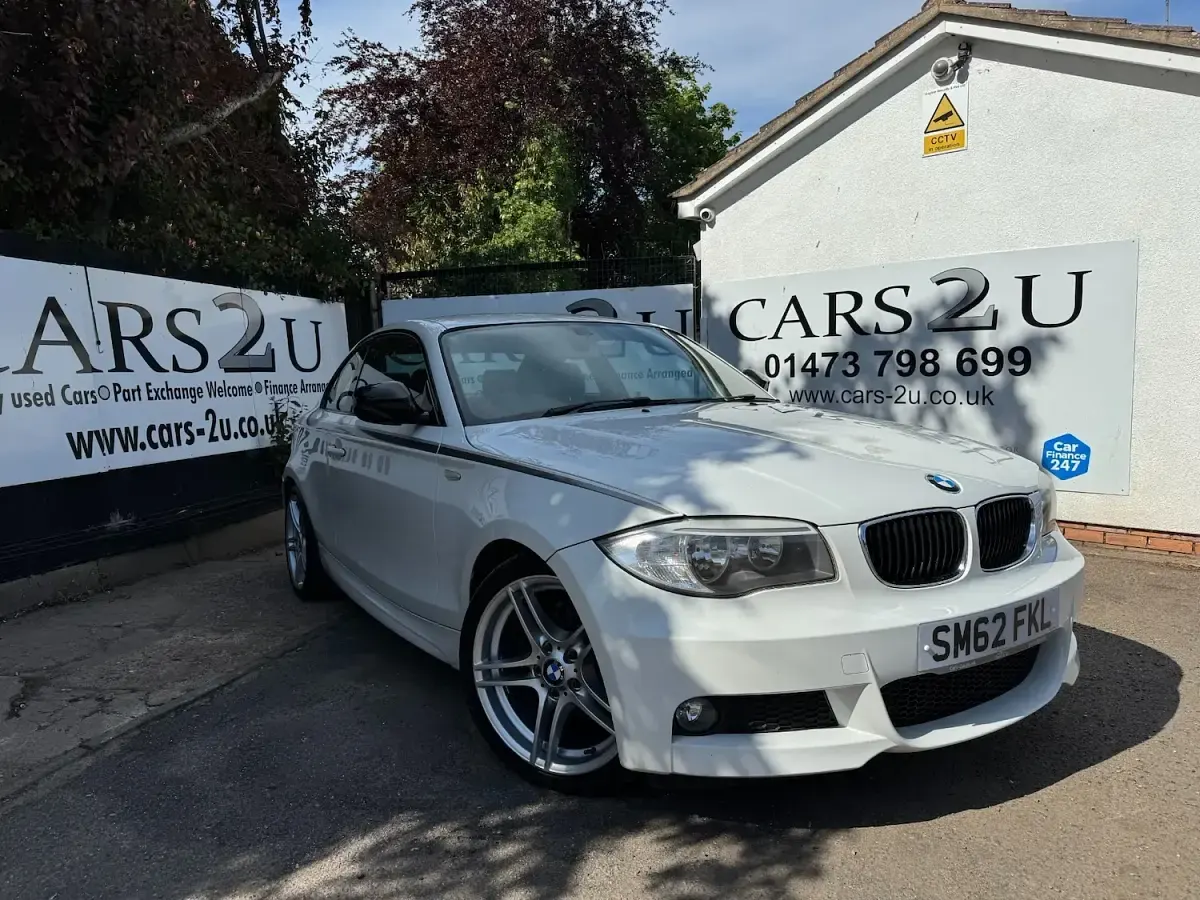 Used BMW 118 Coupé Sport Line 143 HP (105 kW) 2012 White Coupe