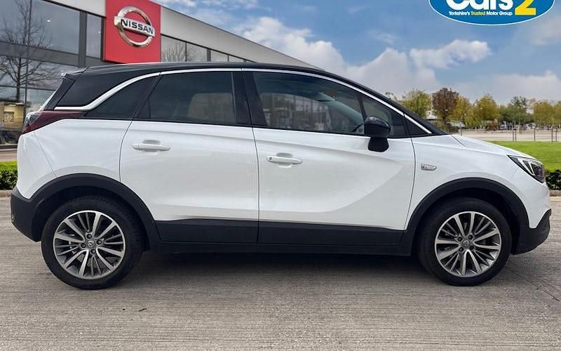 Used Vauxhall Crossland X Sport 110 HP (80 kW) 2019 White SUV