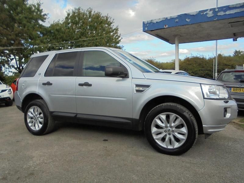 Used Land Rover Freelander 2 150 HP (110 kW) 2012 Silver SUV
