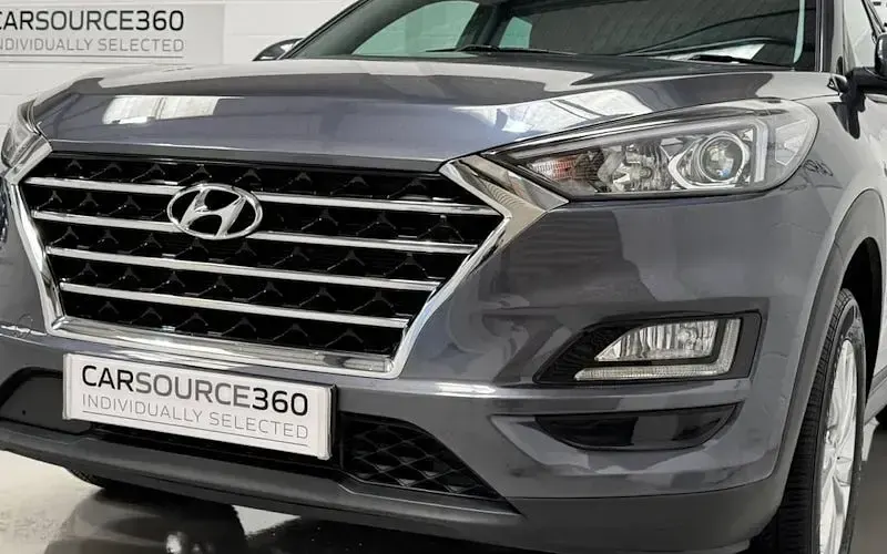 Used Hyundai Tucson SE 132 HP (97 kW) 2019 Grey SUV