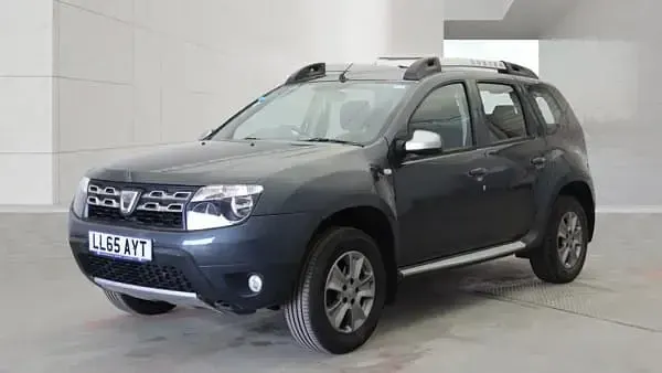 Used Dacia Duster Lauréate 110 HP (80 kW) 2015 Grey SUV