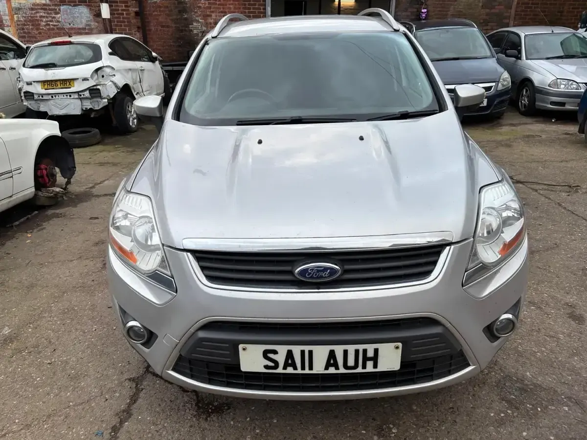 Begagnad Ford Kuga Zetec 140 HK (102 kW) 2011 Silver SUV