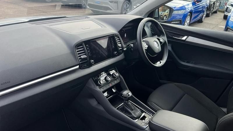 Used Skoda Karoq SE Drive 150 HP (110 kW) 2024 Brilliant silver SUV