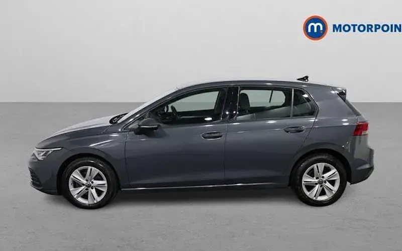Used VW Golf VIII Life 116 HP (85 kW) 2023 Grey Hatchback
