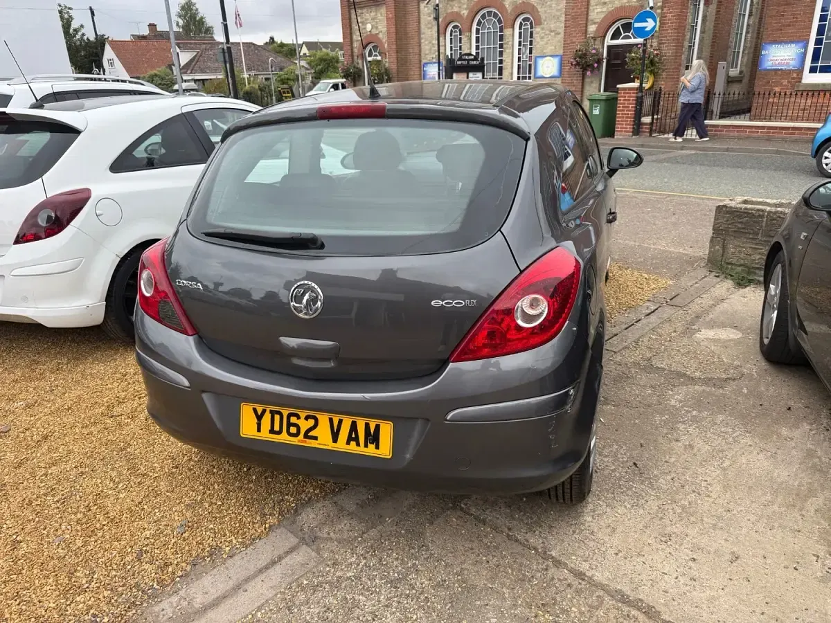 Used Vauxhall Corsa Active 95 HP (69 kW) 2012 Grey Hatchback
