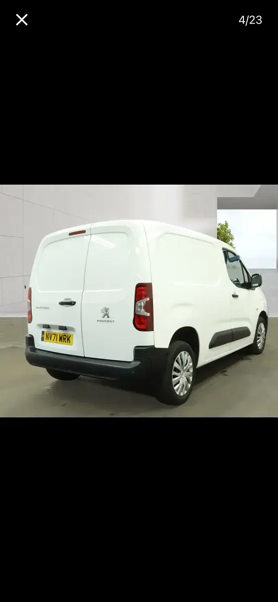 Used Peugeot Partner 131 HP (96 kW) 2022 White MPV