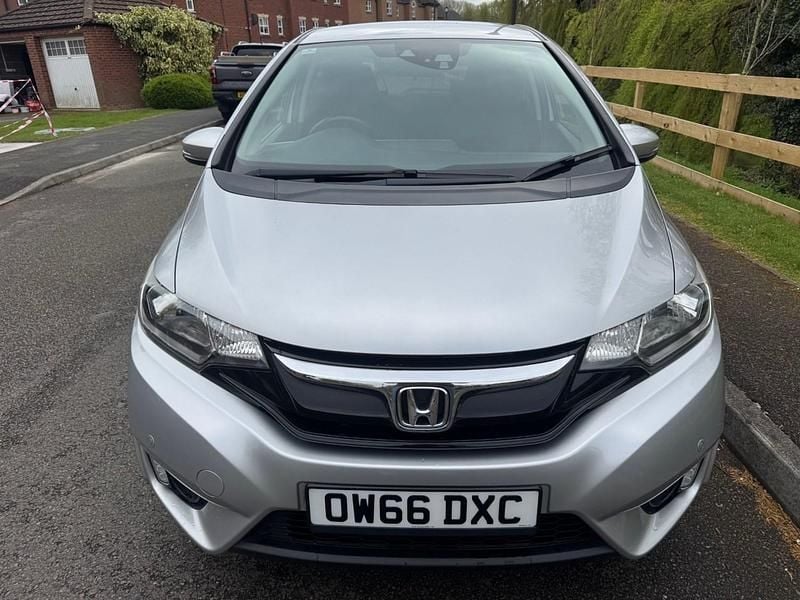 Used Honda Jazz EX 102 HP (75 kW) 2017 Silver Hatchback