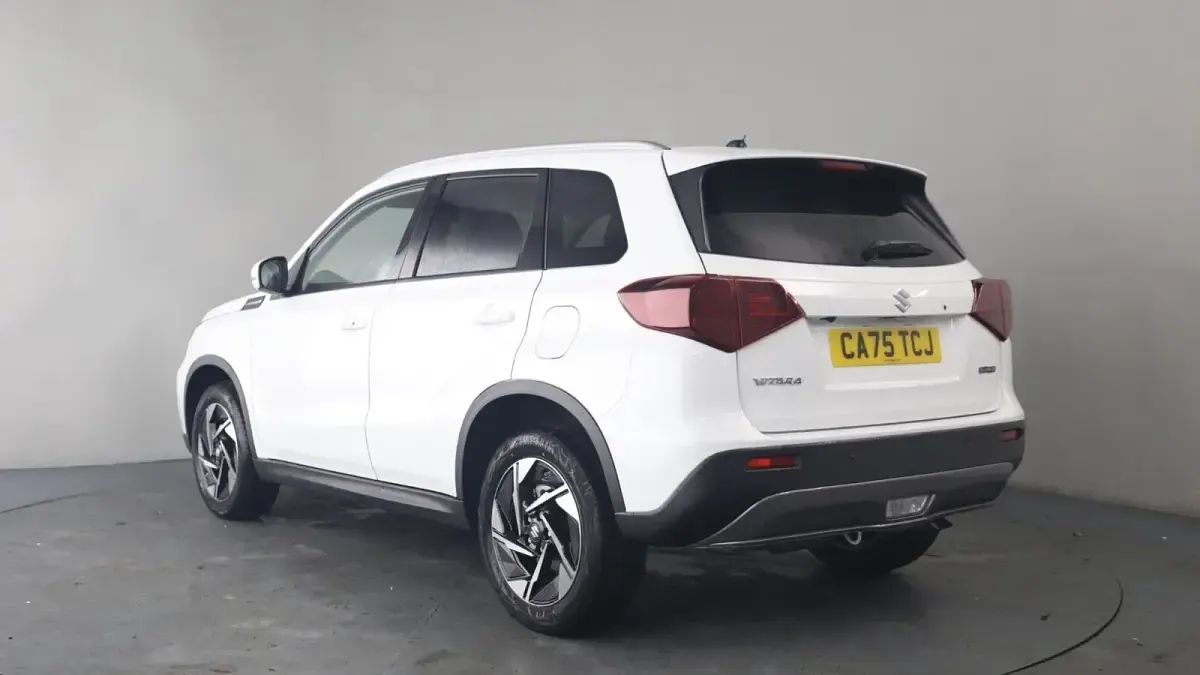 New Suzuki Vitara 2025 White SUV