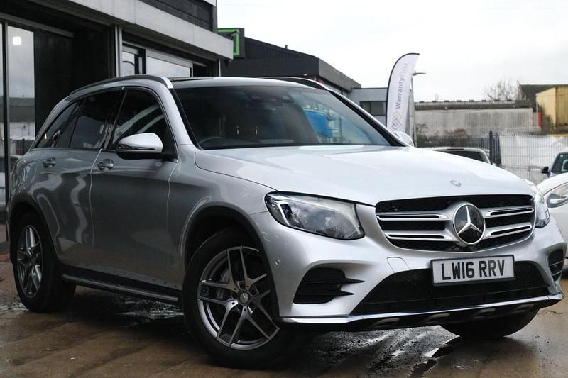Used Mercedes GLC250 211 HP (155 kW) 2026 Silver SUV