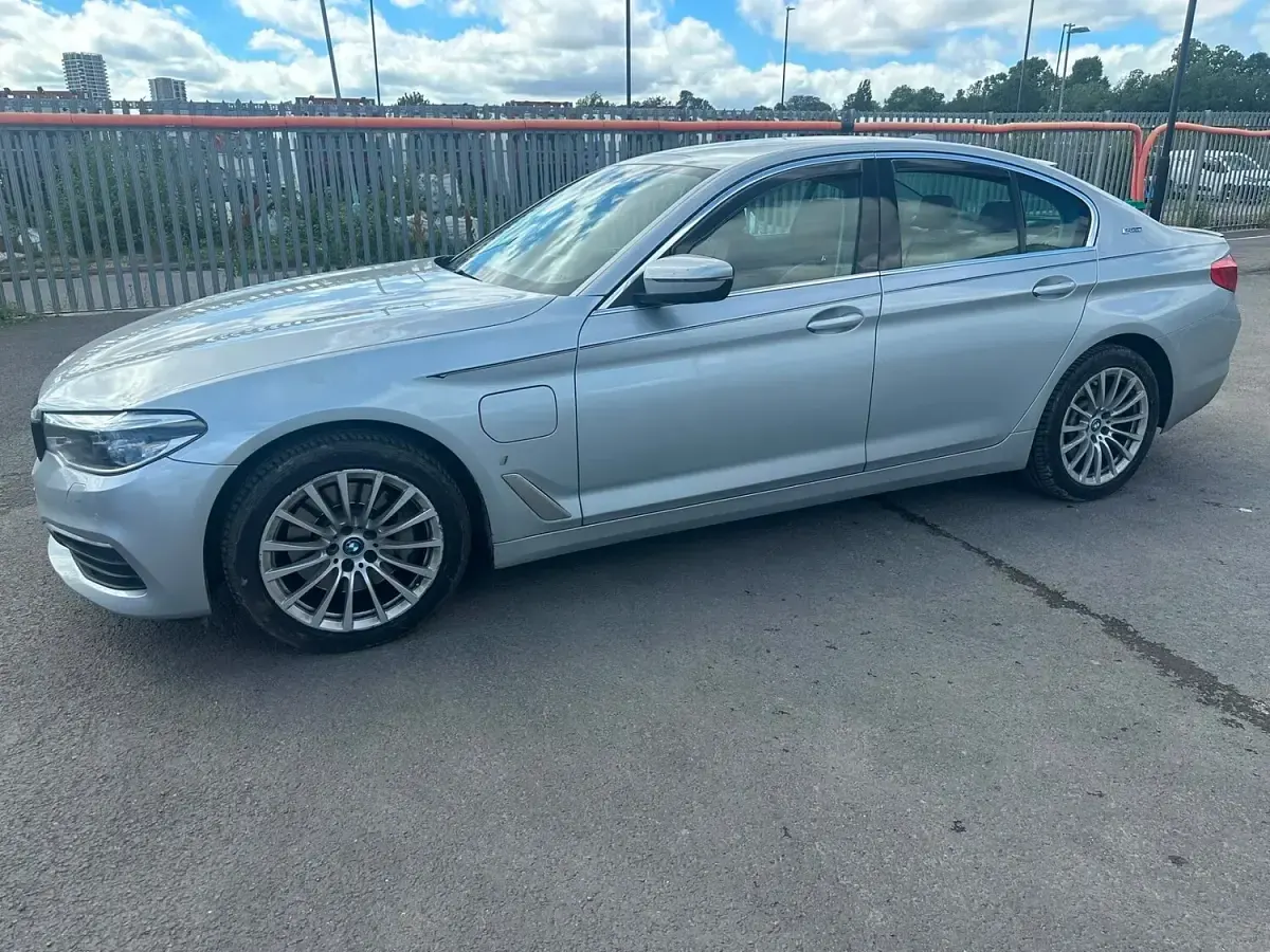 Used BMW 530e Executive 252 HP (185 kW) 2019 Silver Sedan