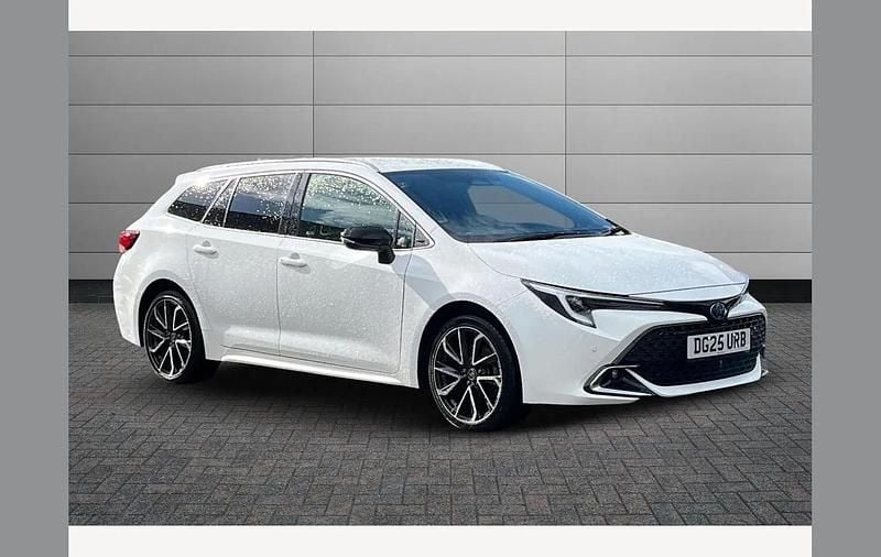 Pure white Used 2025 Toyota Corolla Sport Estate | £32,495 - Image 1/4