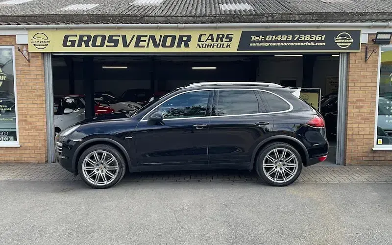 Used Porsche Cayenne Platinum Edition 245 HP (180 kW) 2014 SUV