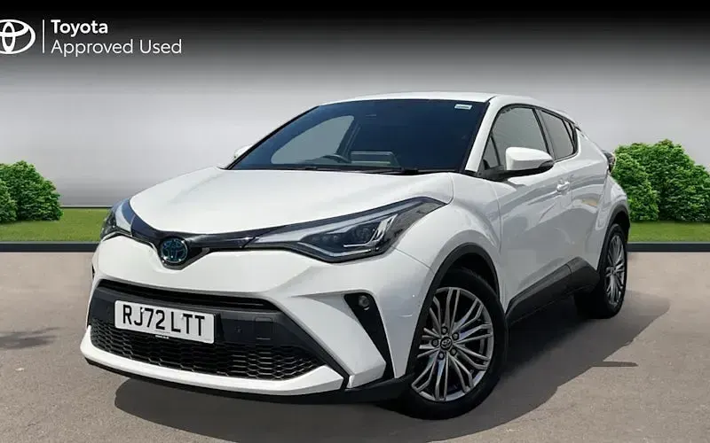 Used Toyota C-HR 122 HP (89 kW) 2022 White SUV