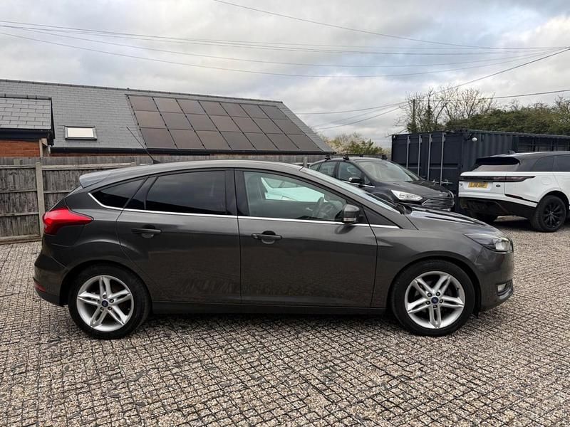 Used Ford Focus Zetec 2017 Grey Hatchback