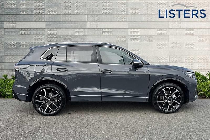 Used VW Tiguan R-line 204 HP (150 kW) 2025 Dolphin grey SUV