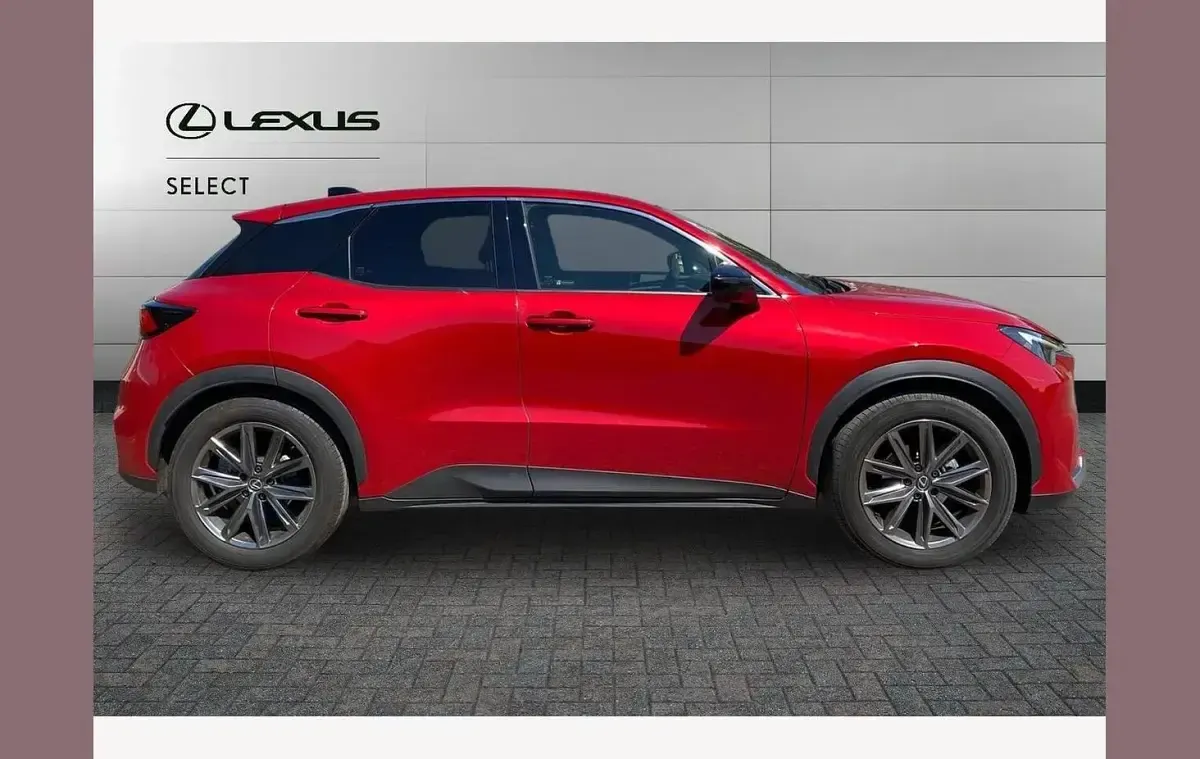 Used Lexus LBX 134 HP (98 kW) 2024 Ruby SUV
