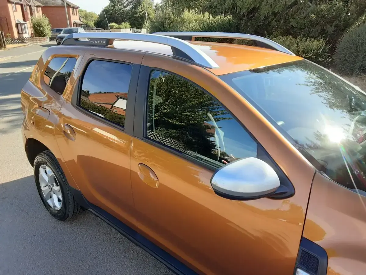 Used Dacia Duster Comfort 114 HP (83 kW) 2019 Orange SUV