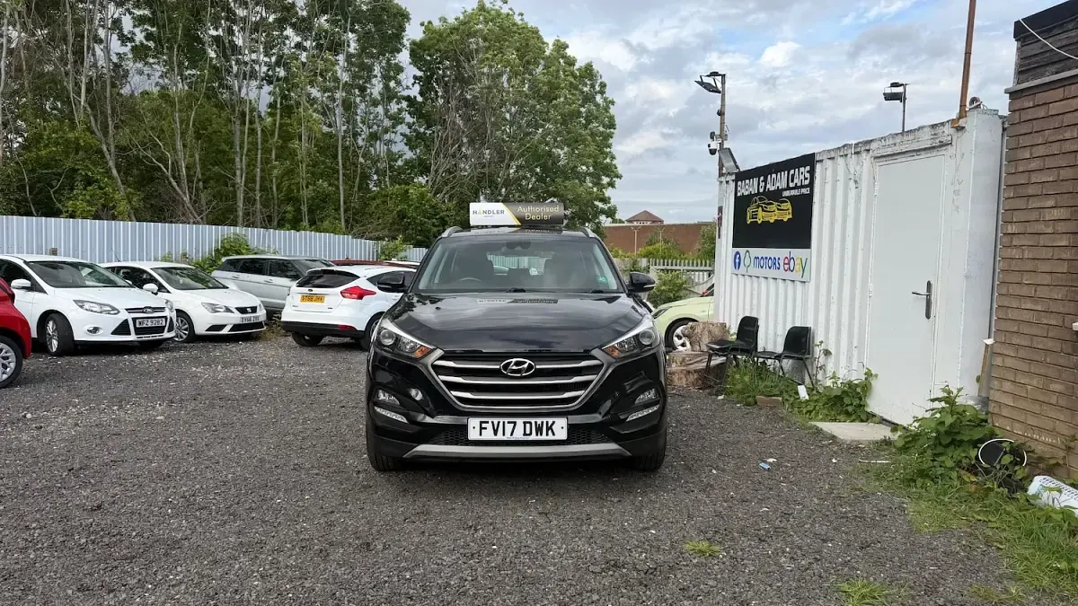 Used Hyundai Tucson SE 134 HP (98 kW) 2017 Black SUV